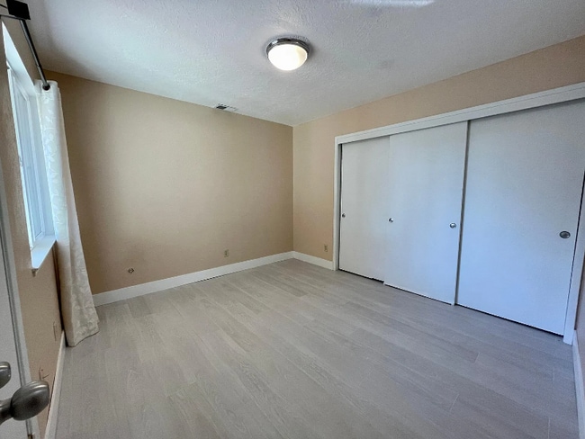 Photo - 412 Persifer St Unit A