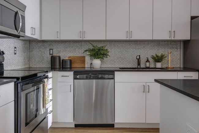 Metro at Fireclay apartments — community photo