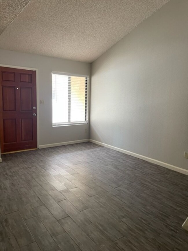 PR-817 - PR-817 Apartment Unit 817-2