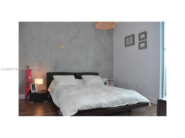 Photo - 350 NE 24th St Unidad 906