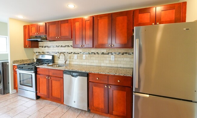 Photo - Passyunk Area great one bed with patio