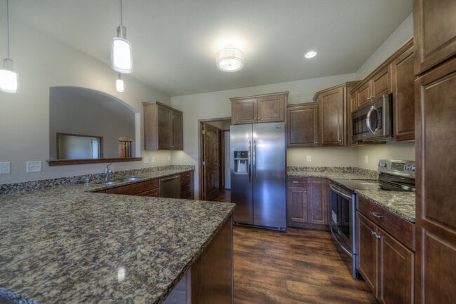 Photo - 2 BEDROOM | 2 BATH | DOUBLE GARAGE | SPACIOUS TOWNHOME