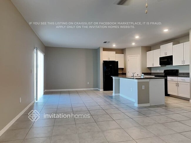 Photo - 15614 Greenleaf Bay St