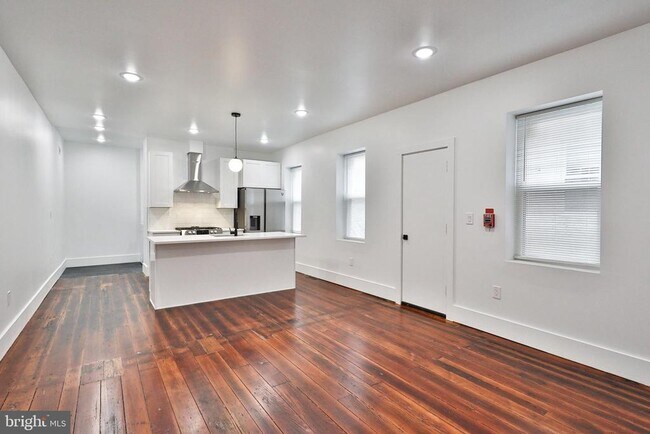 Photo - 1437 N Franklin St Unidad 1