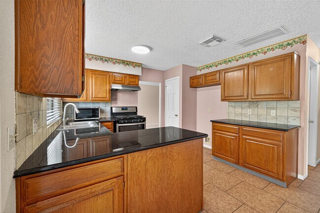 Photo - 4514 Treasure Trail