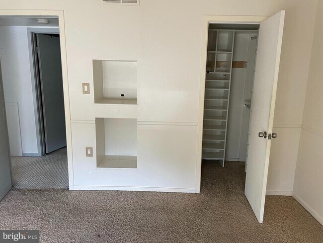 Photo - 2115 Sandra Rd