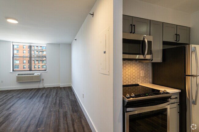 1BR, 1BA - 583SF