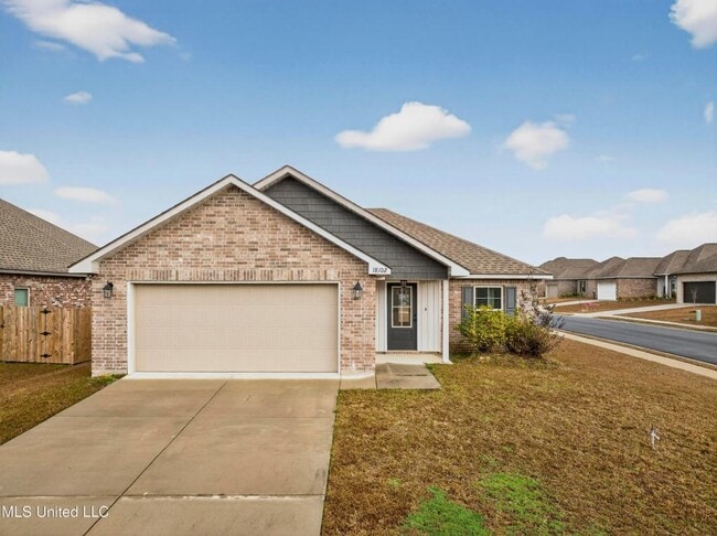 Photo - 18102 Evergreen Dr