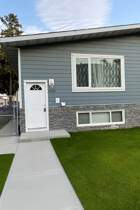 Photo - 10135-10161 161 St NW