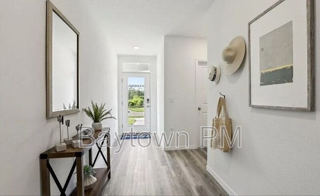 Photo - 32528 Weathered Oak Dr