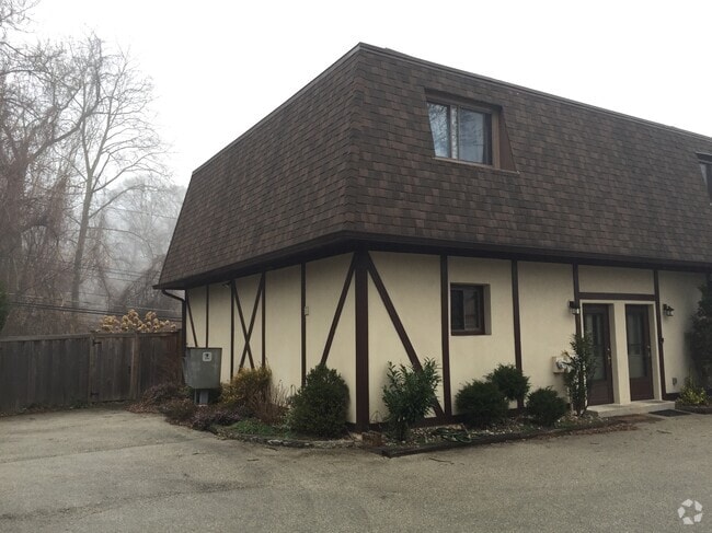 Building Photo - 233 Marywatersford Rd Rental