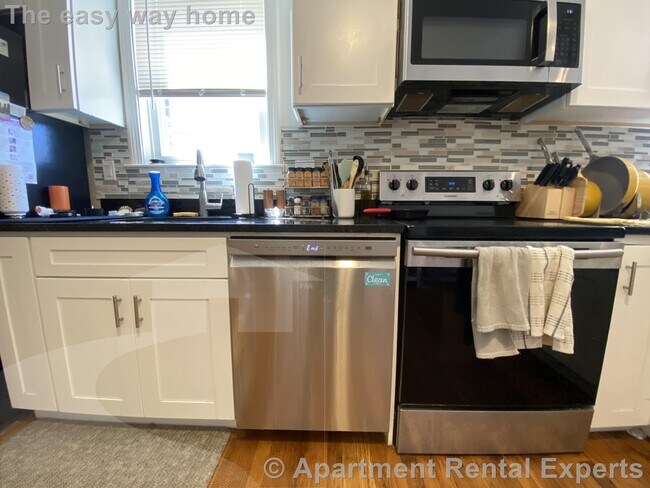 Photo - 22 Rice St Unit #1