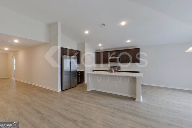 12 Carrollton Dr