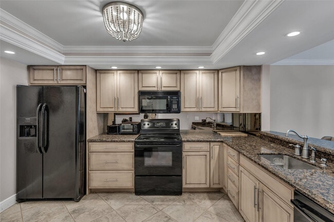 Building Photo - 2900 NE 14th Street Causeway Unit 202