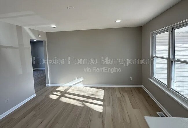 Photo - 1412 Wolf Ct