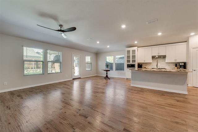 Photo - 215 Quarry St