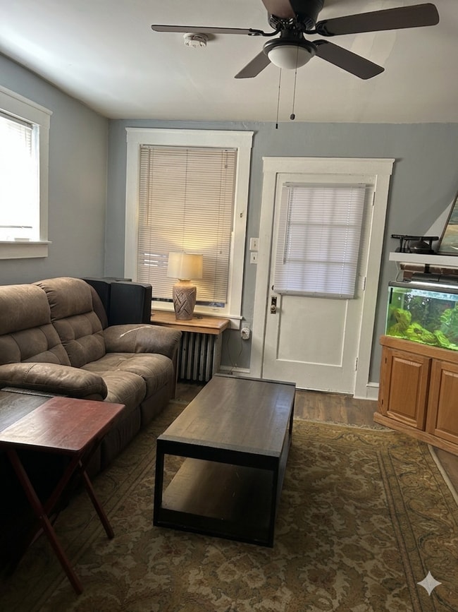 50 Bellevue Ter