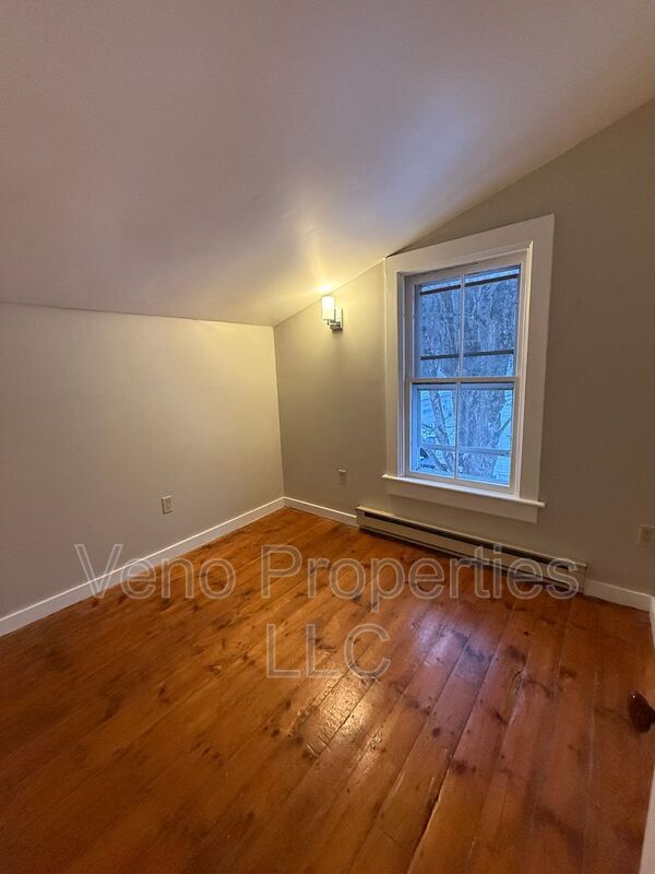 Photo - 1 Pleasant St