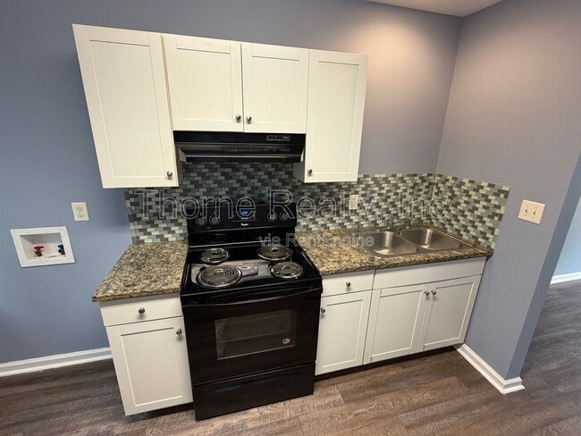 Photo - 704 Pinehaven Dr