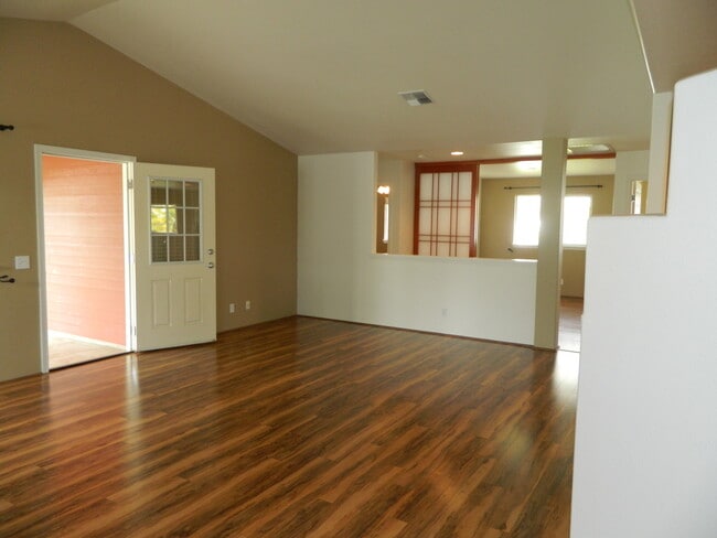 67-1248 Kamaloo St.