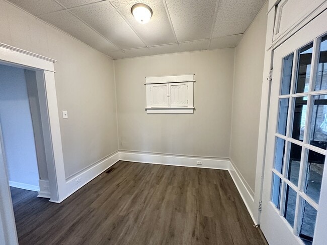 Photo - 811 17th St SW