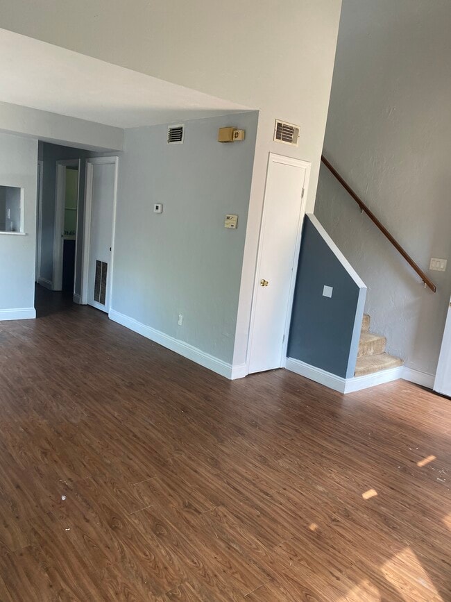 Photo - 1858 Nekoma Ct