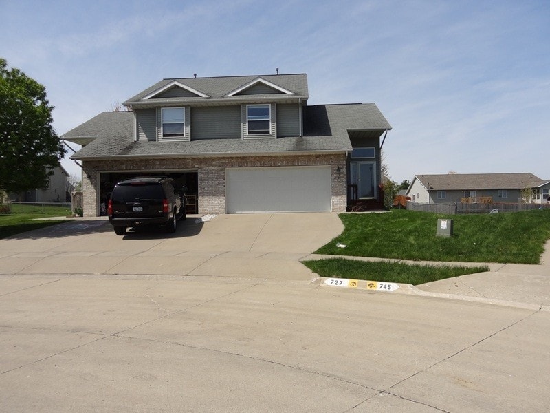 Photo - 727 Andy Ct (North Liberty, IA)