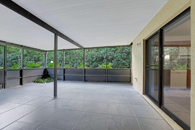 Photo - 4205 Turnberry Cir