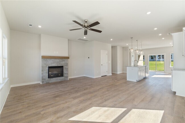 Photo - 2309 N Lexington St