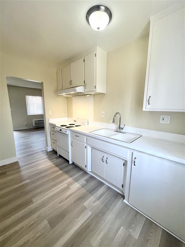 Photo - 1230 W. Hillandale Ave.