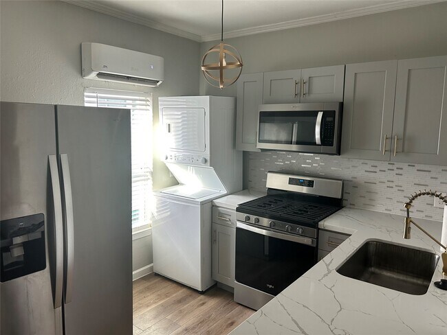 Photo - 5105 Sherman St Unit 4