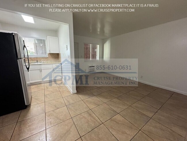 Photo - 2220 Hayes St