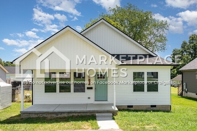 Photo - 404 N 13th St House