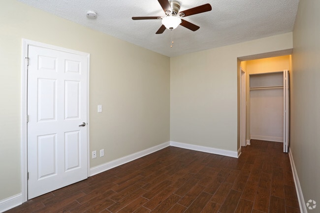 1BR, 1BA - Bedroom