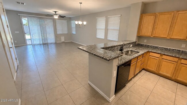 Photo - 41320 W Palmyra Ln
