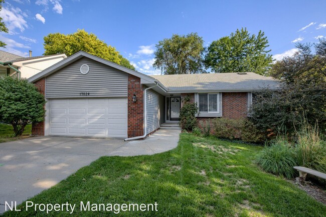 3 br, 2 bath House - 17024 Shirley Street - 3 br, 2 bath House - 17024 Shirley Street