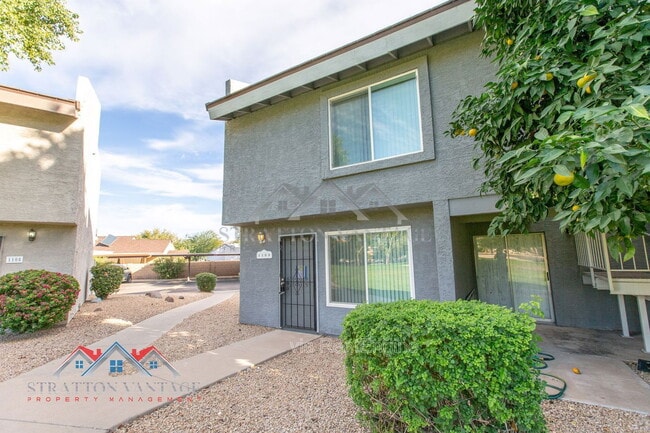 Building Photo - 19601 N 7th St Unit 1103