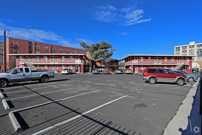 Photo - Sarrazin Arms Apartments