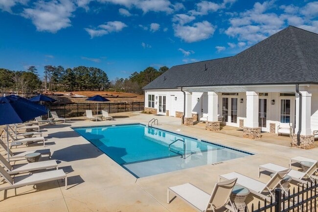 Photo - 513 Kirkland Rd