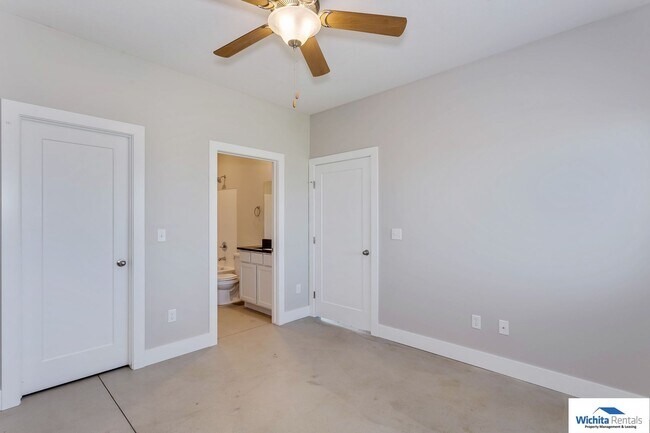 Photo - Newer 3 bedroom 2 bath duplex