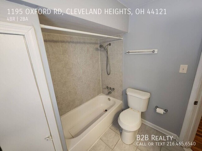 Photo - 1195 Oxford Rd