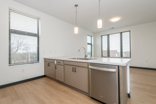 Bronzeville Apartments