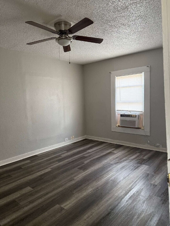 Photo - Super Affordable 3/2 on the South Side