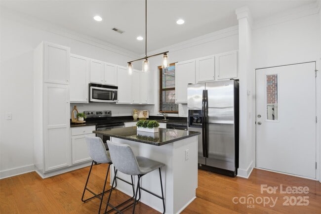 Photo - 3254 Noda Blvd