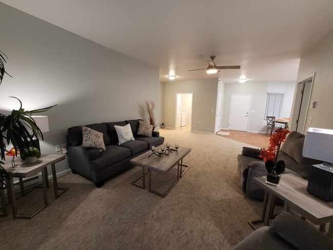 The Estates at Moorhead - All Inclusive 55+
