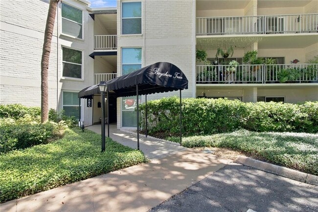 3325 Bayshore Blvd Unit A12