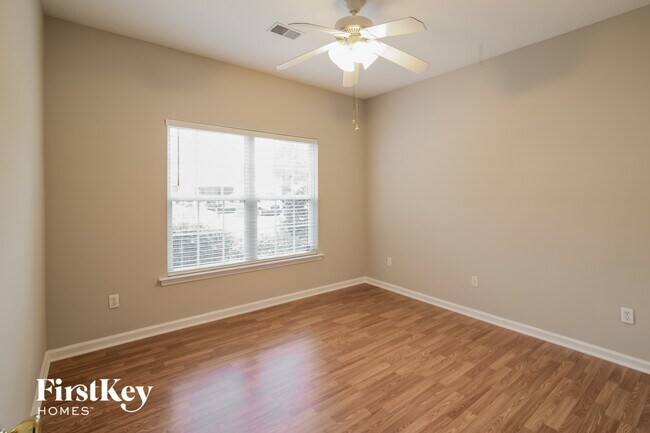 Photo - 5102 Village Crier Ln