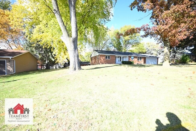 Photo - 2790 S Ridge Rd