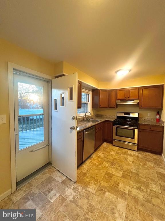 Photo - 1128 Howard Ave