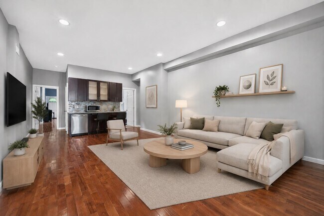 Photo - 447 Mercer St Unit 1